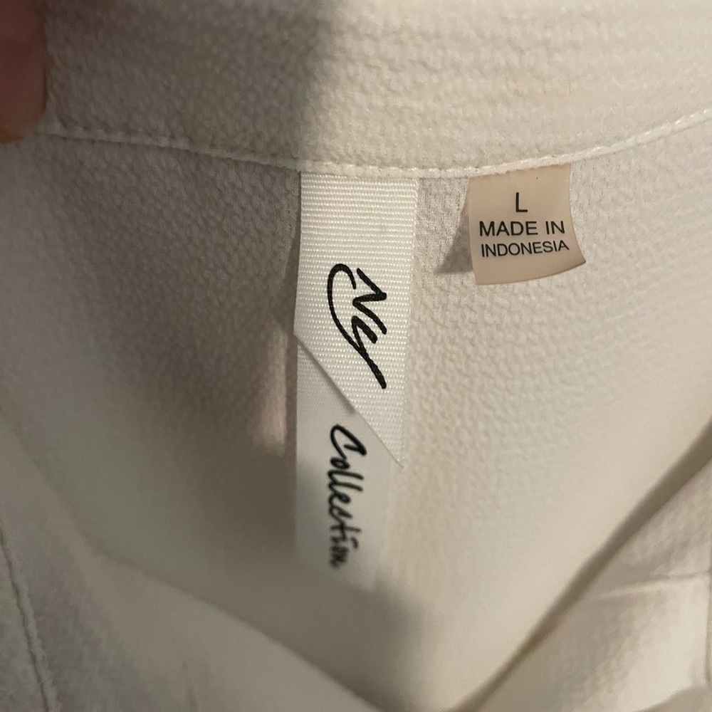 NY Collection Cream Sleeveless Blouse with Front Tie - Picture 3 of 4